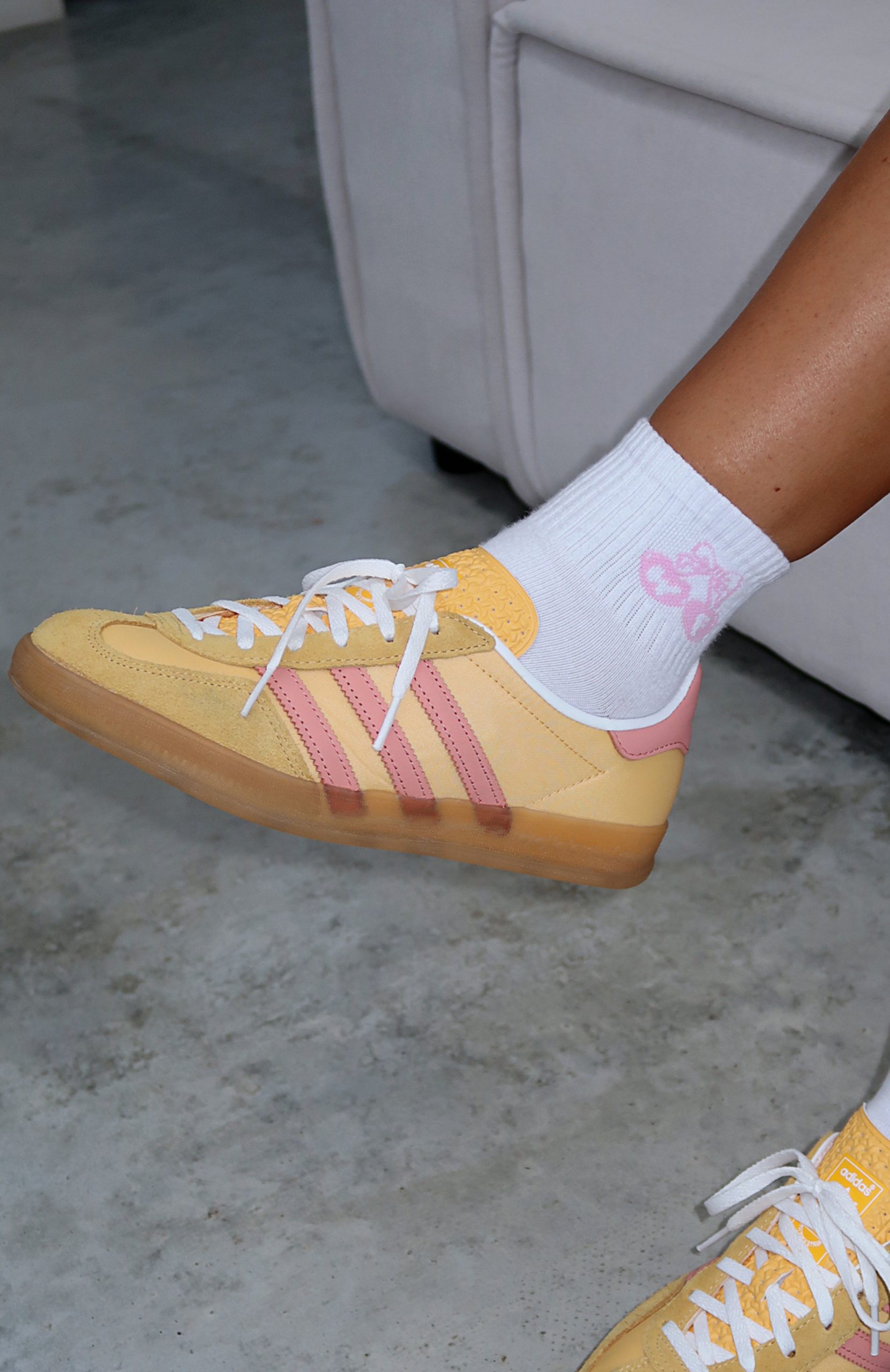 FEEL_THE_LOVE_SOCKS_02.12..2401