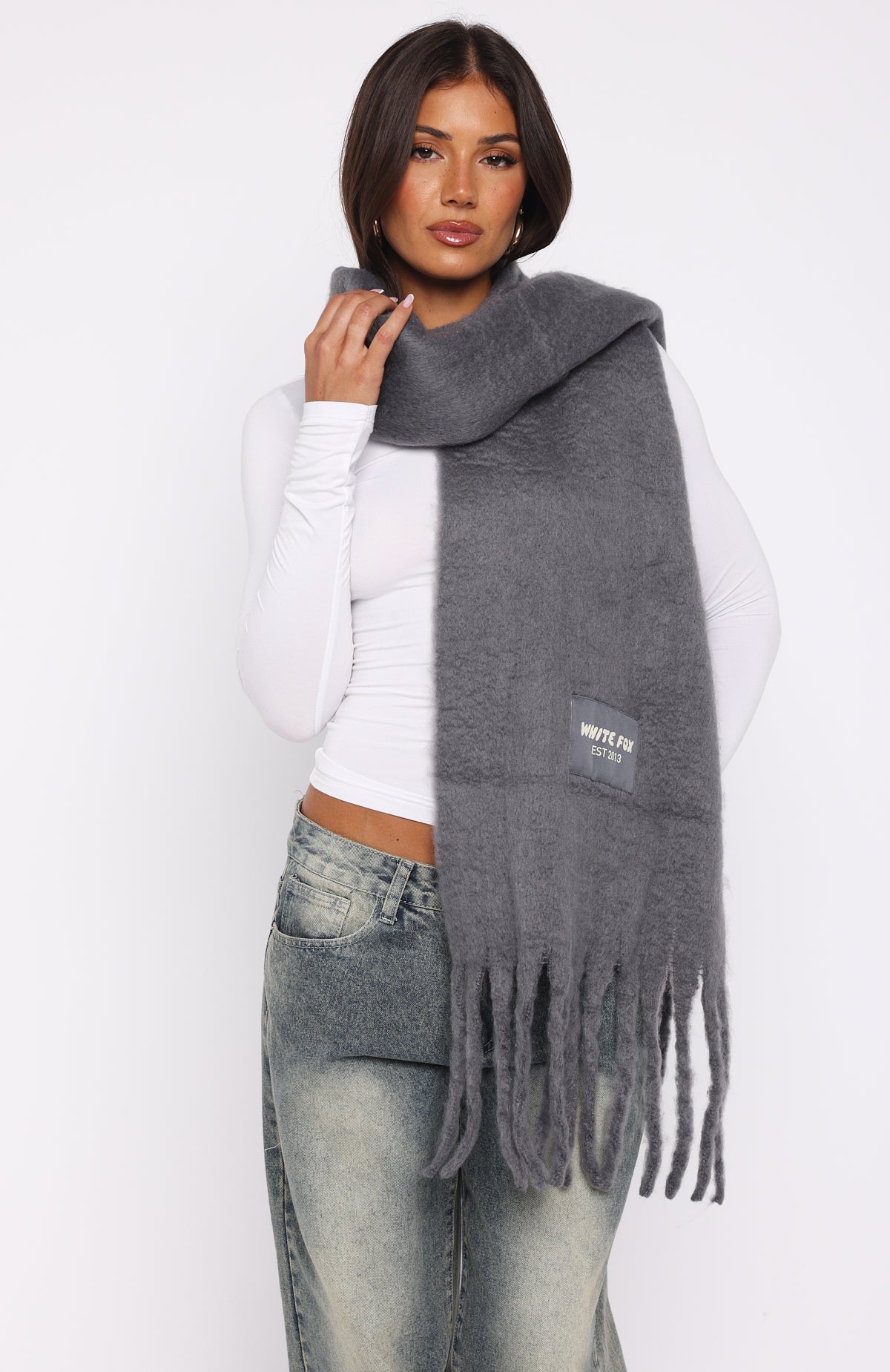 white-fox-luna-scarf-charcoal-01