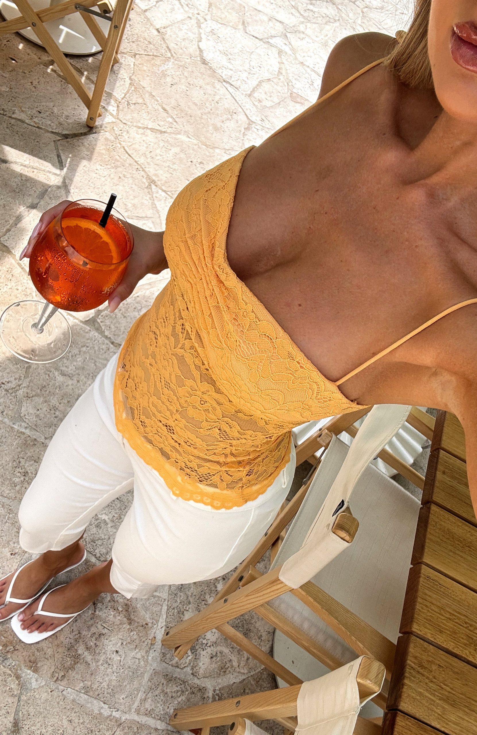 white-fox-soft-bloom-lace-top-mango.22.10.25.03